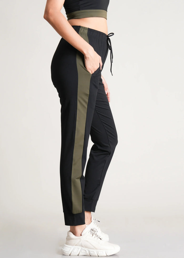 AeroGlide Contrast Jogger