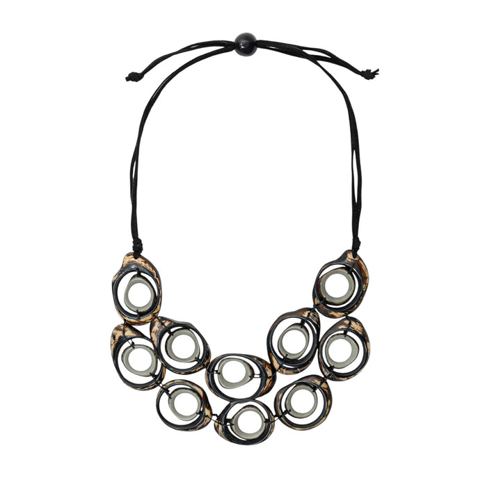 Ara Necklace