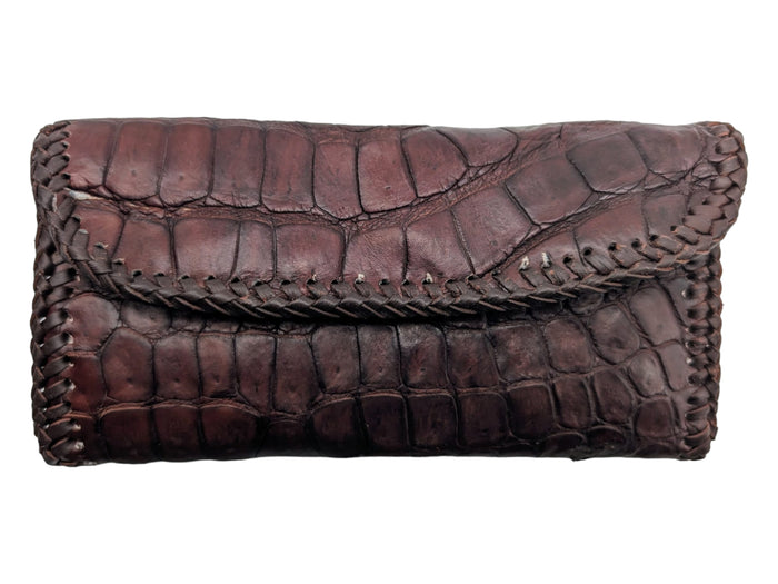 alligator clutch