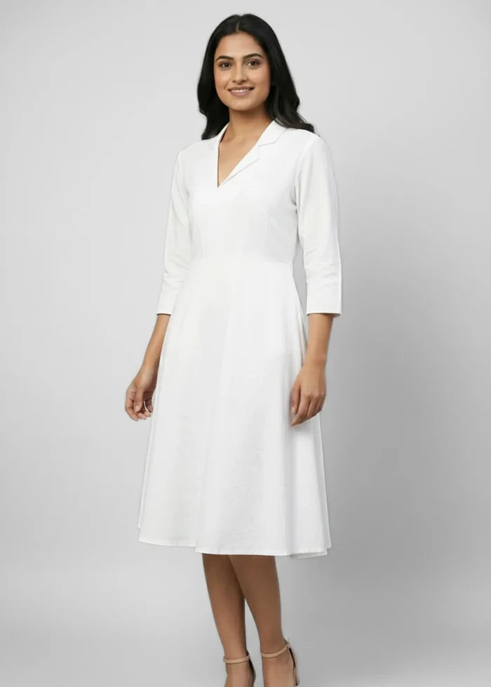 Women’s midi dress with lapel collar - White