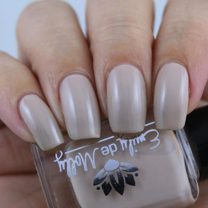 Covert Base Coat - Blurring Base in Neutral ( #1 )