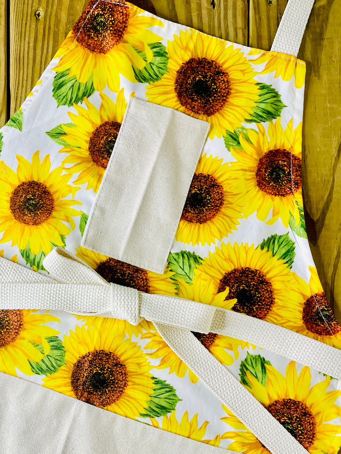 Amanda Bright Designs sunflower apron pattern helianthus