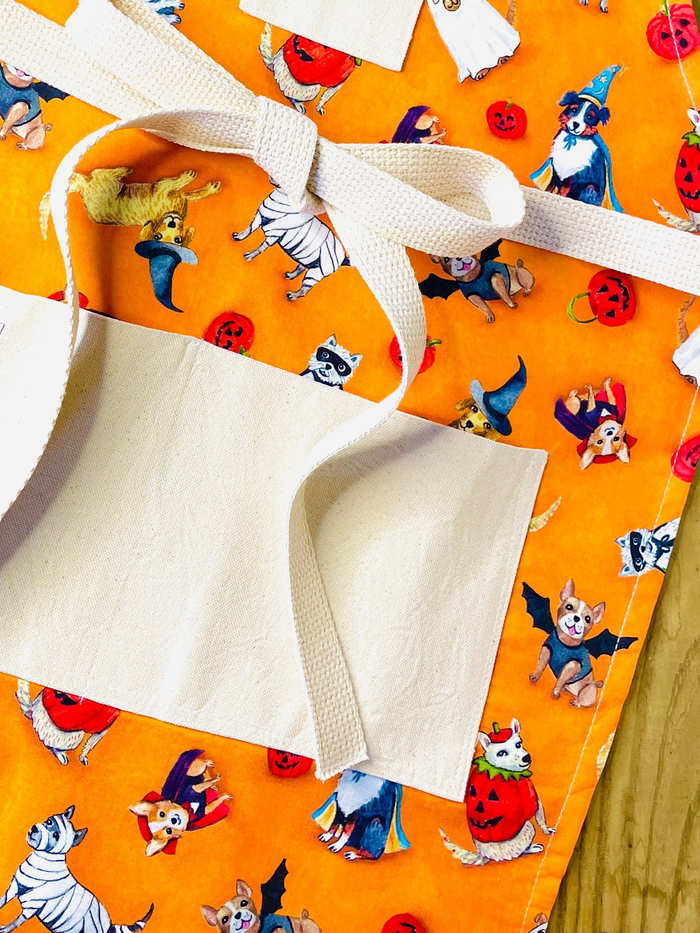 amanda bright designs vintage dog costume fabric in apron for halloween