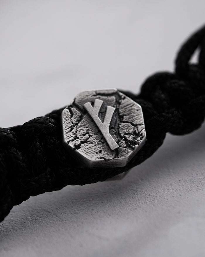 Men's bracelet RUNES (lava)