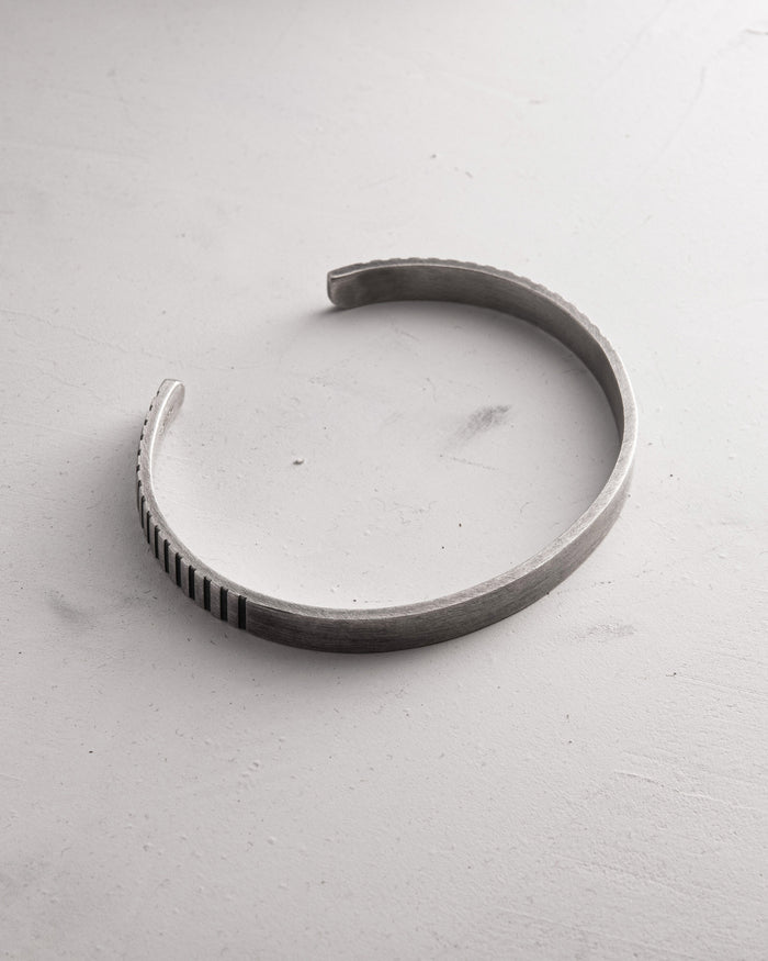 Silver bangle ZYKLUS