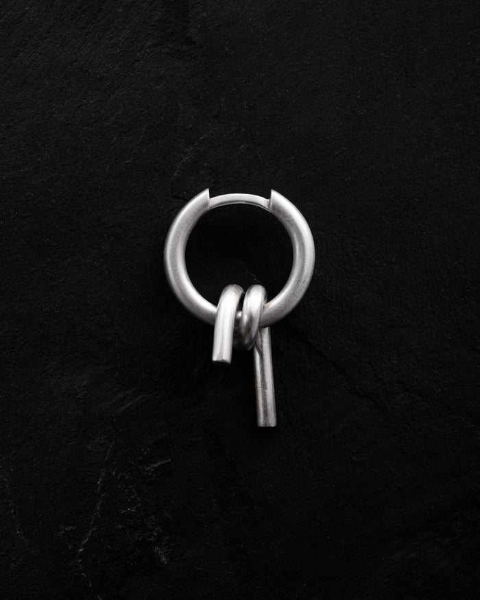 Silver hoop earring RISE