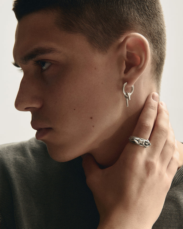 Silver hoop earring RISE