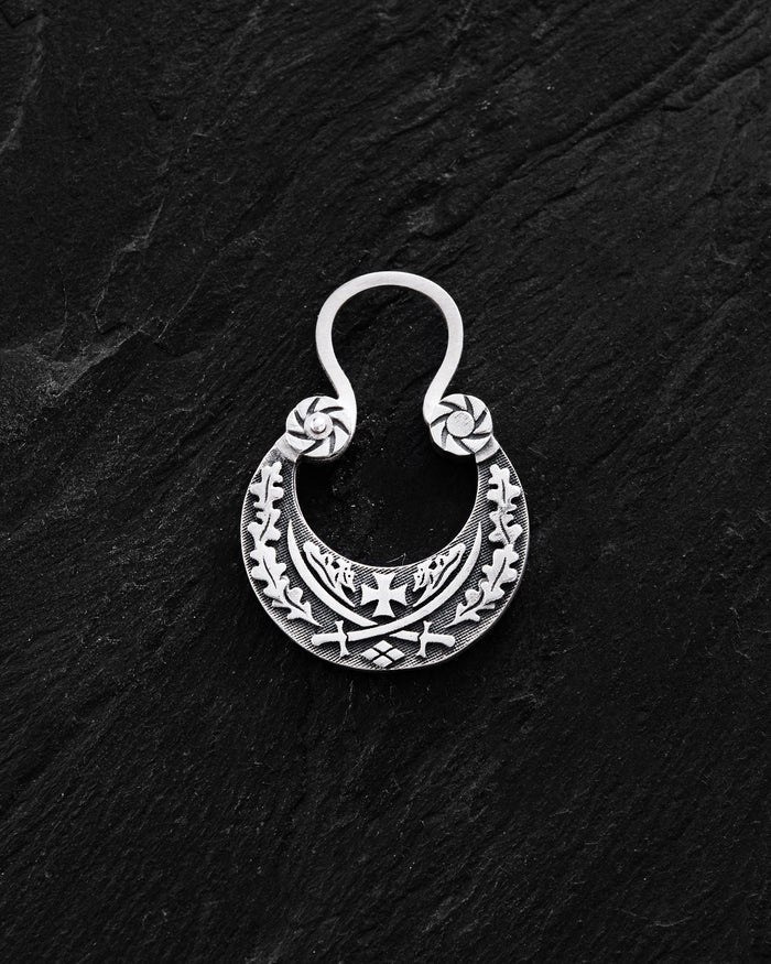 Silver monoearring SABERS