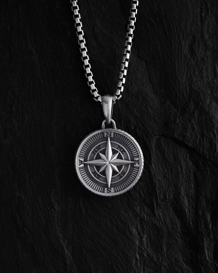 Silver pendant WINDROSE