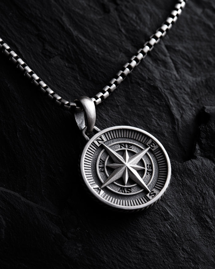 Silver pendant WINDROSE