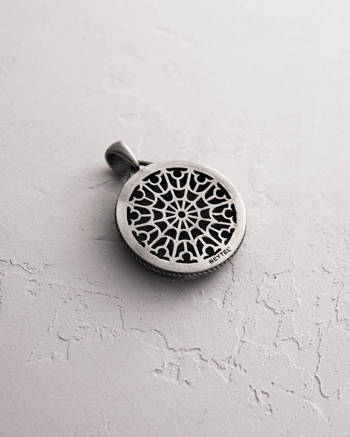Silver pendant Zodiac sign - AQUARIUS. MEMENTO MORI