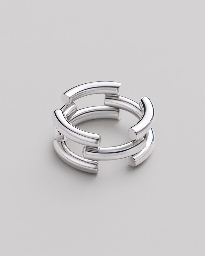 Silver ring DYNAMIC