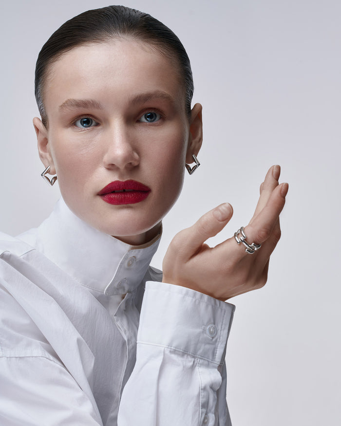 Silver ring DYNAMIC