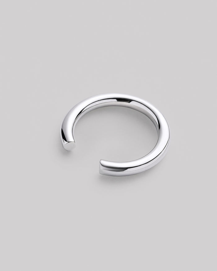 Silver ring LIBRE