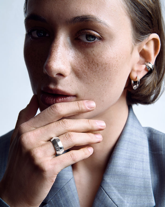 Silver ring LUMINOUS