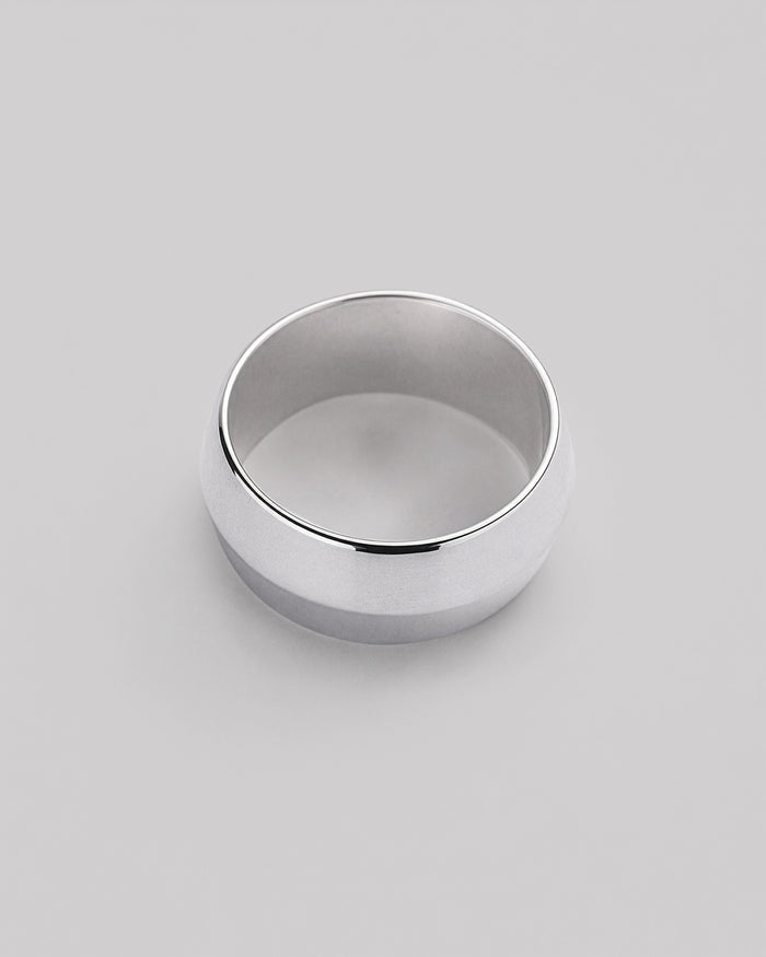 Silver ring LUMINOUS