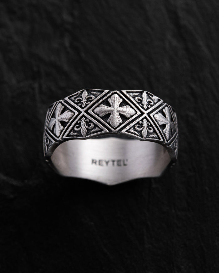 Silver ring MALTESE CROSS and FLEUR DE LIS