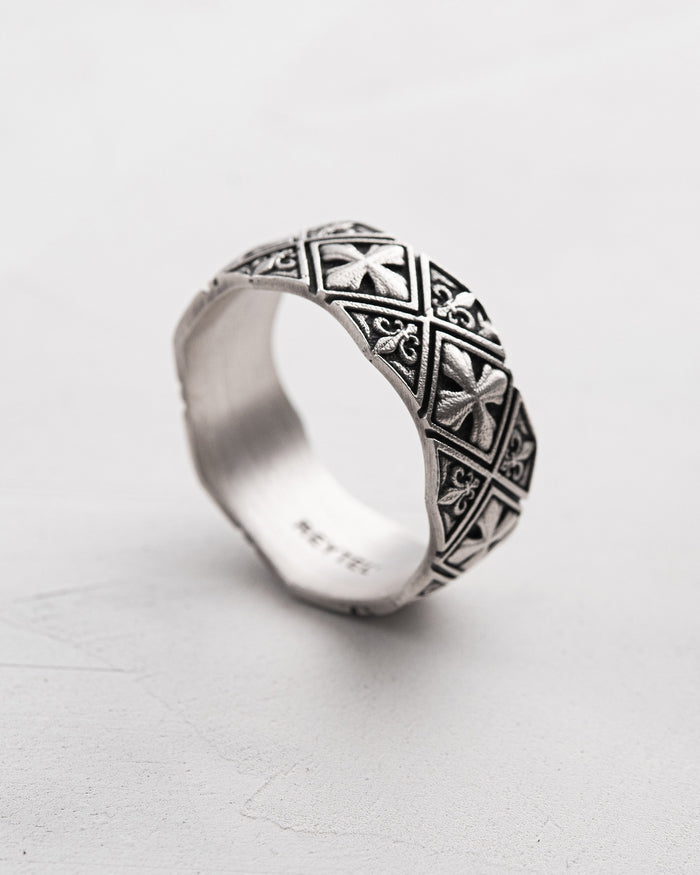 Silver ring MALTESE CROSS and FLEUR DE LIS