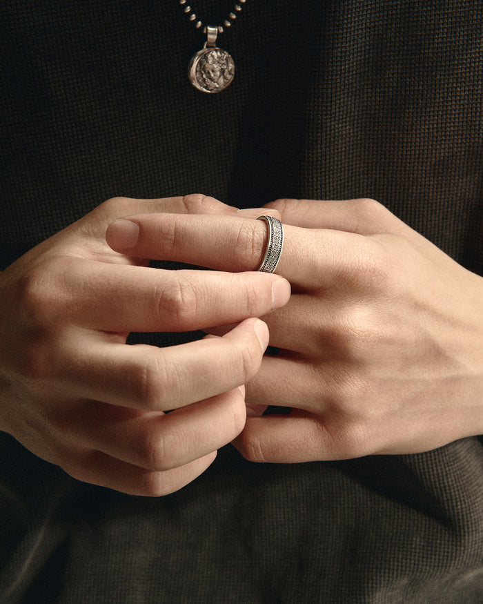 Silver ring RETNING