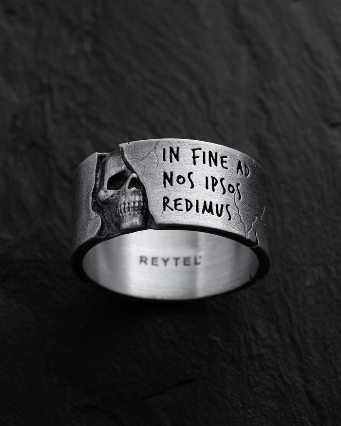 Silver ring REVERTO