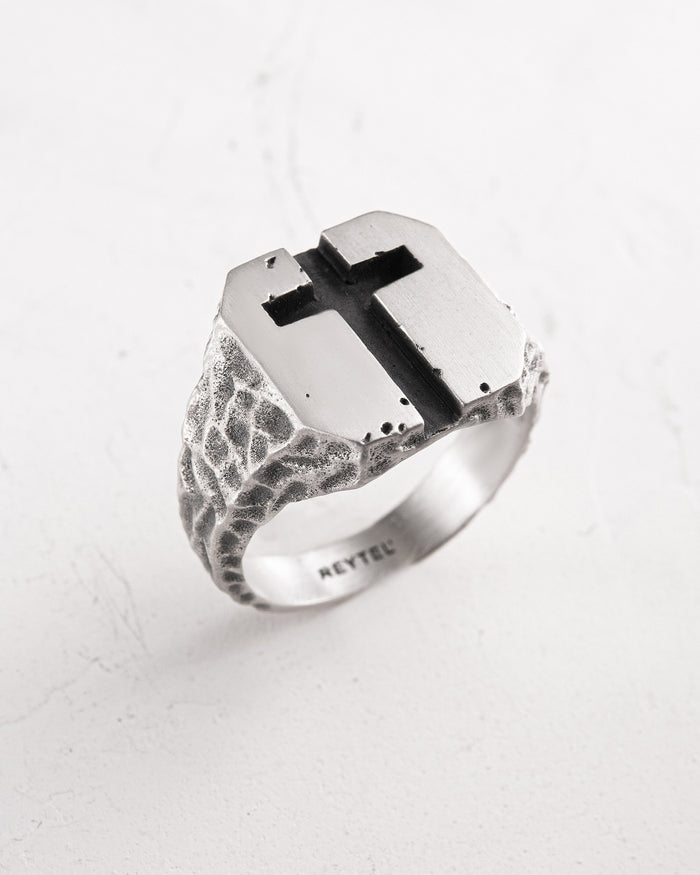 Silver ring URBAN CROSS