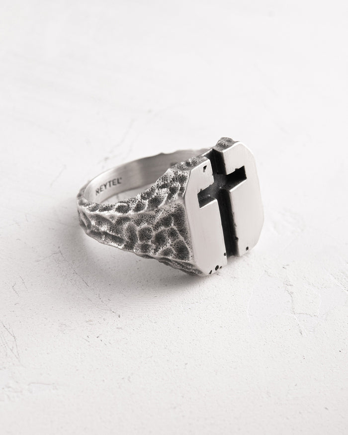 Silver ring URBAN CROSS