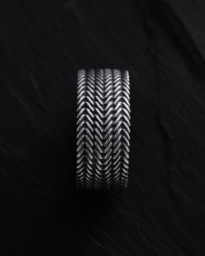 Silver ring VEGER