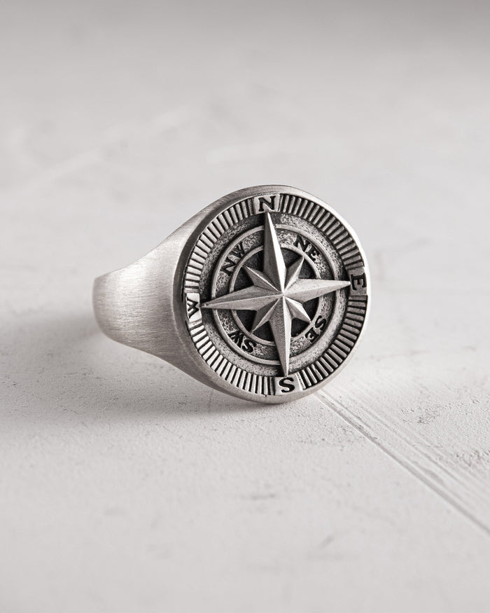 Silver ring WINDROSE