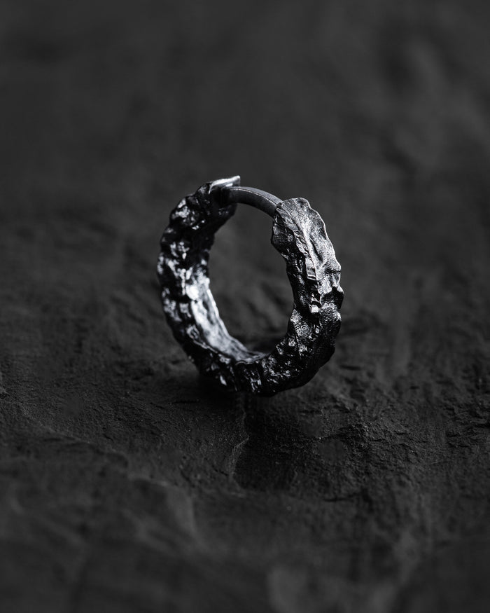 Silver single - earring BLACK