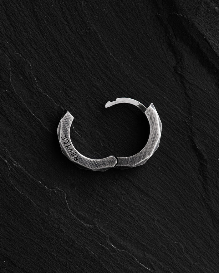 23086cdd371fff21e1828750a1b44a7f
