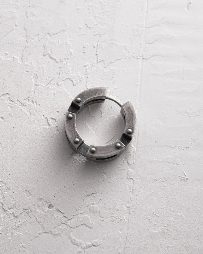 Silver single - earring SONRAI