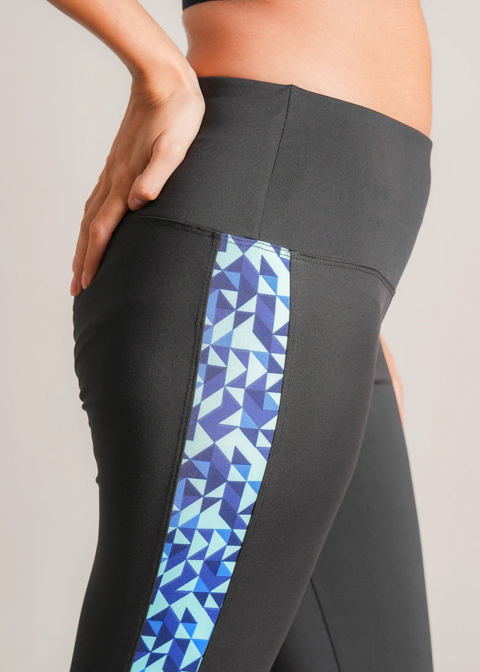StripePlay Ankle Length Design Tight