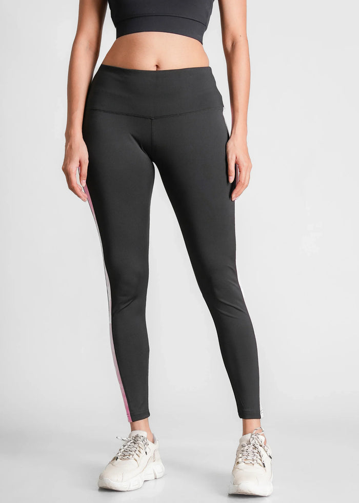 StripePlay Ankle Length Design Tight