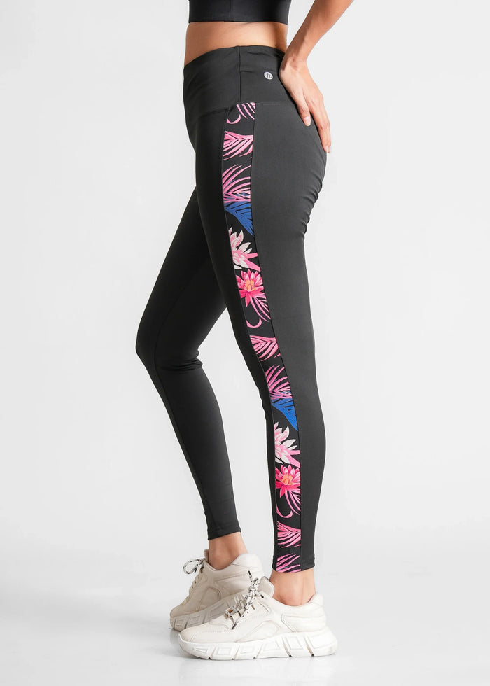 StripePlay Ankle Length Design Tight
