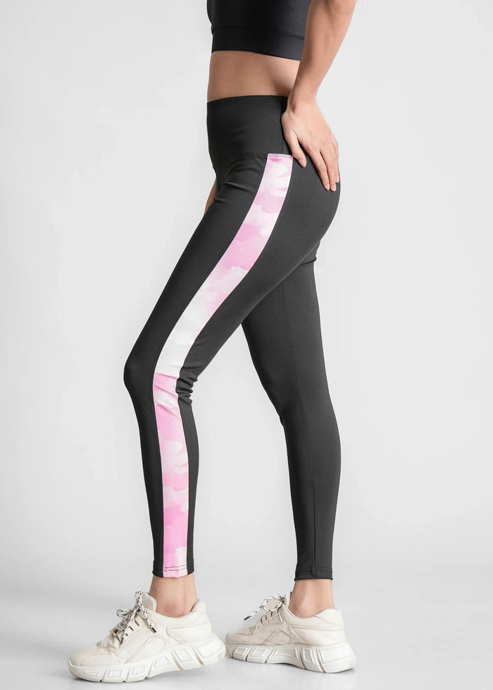 StripePlay Ankle Length Design Tight