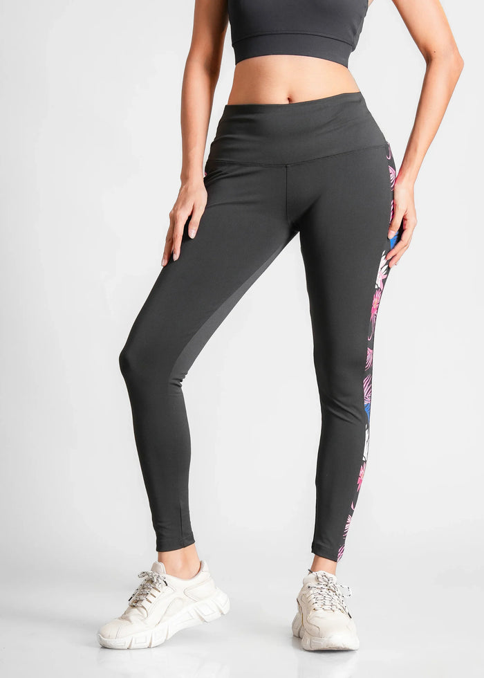 StripePlay Ankle Length Design Tight