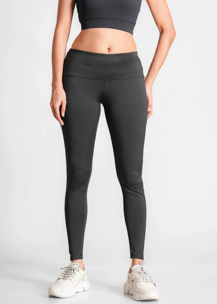 StripePlay Ankle Length Design Tight