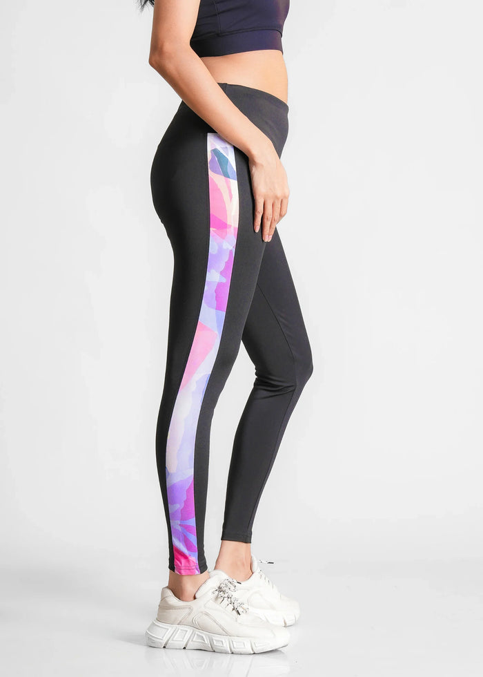 StripePlay Ankle Length Design Tight
