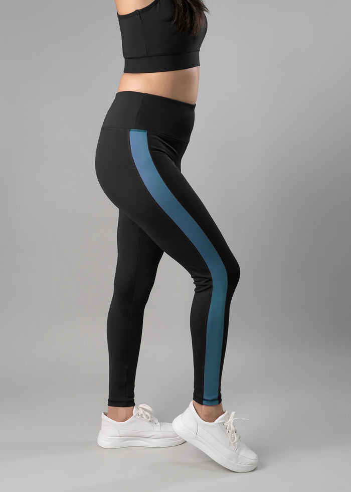 StripePlay Ankle Length Tight