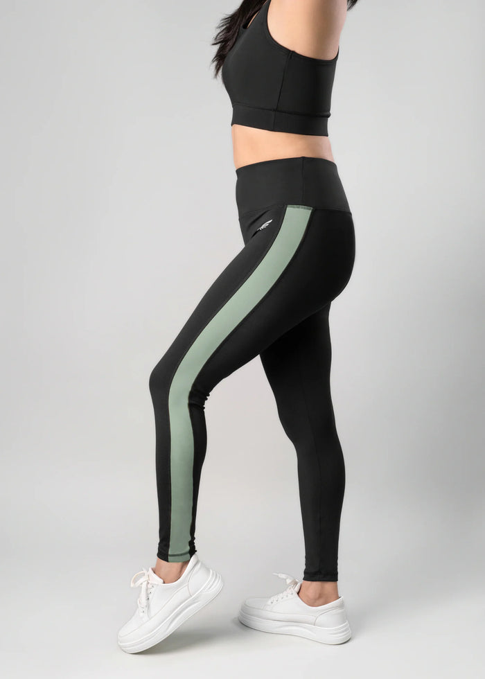 StripePlay Ankle Length Tight