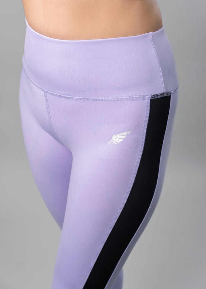 StripePlay Ankle Length Tight