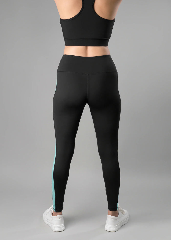 StripePlay Ankle Length Tight