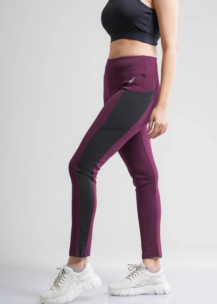 StripePlay Dual Pocket Tights