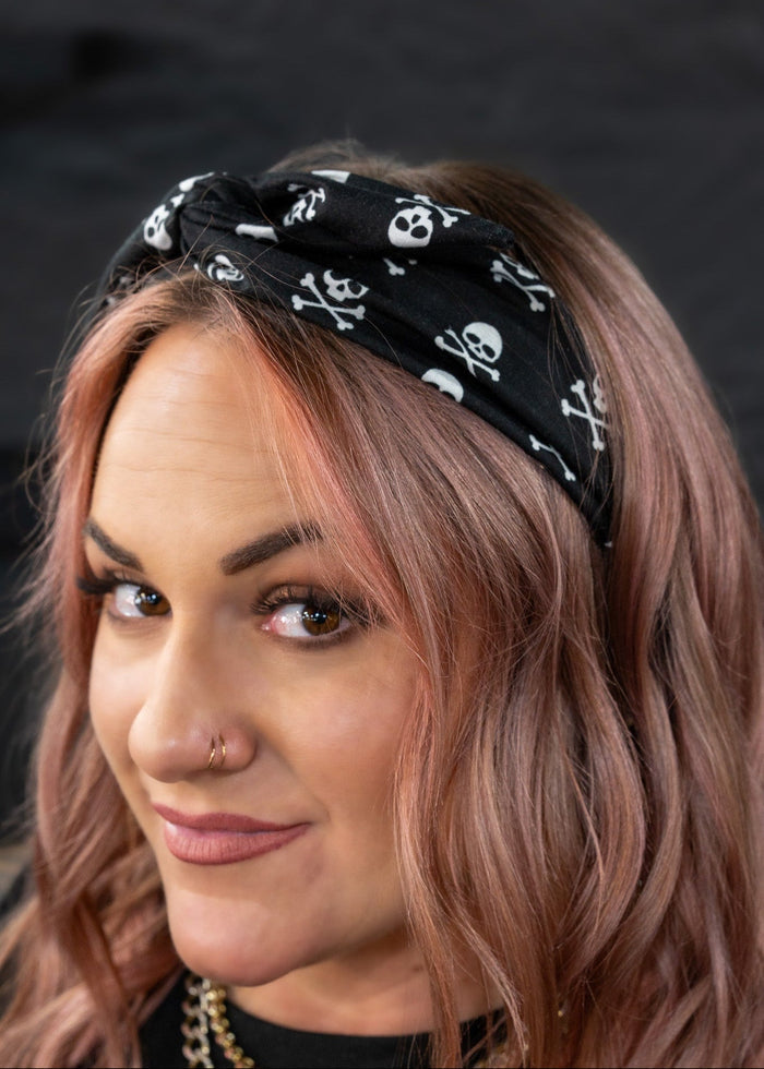 Amanda Bright Designs The Original Tie Headband Skull & Crossbones Pirates