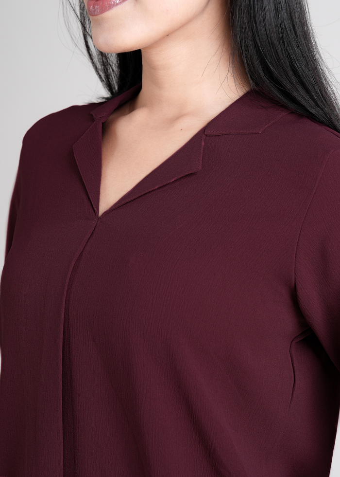 Flurr Burgundy Textured Top for Women – side profile, stretchy fit